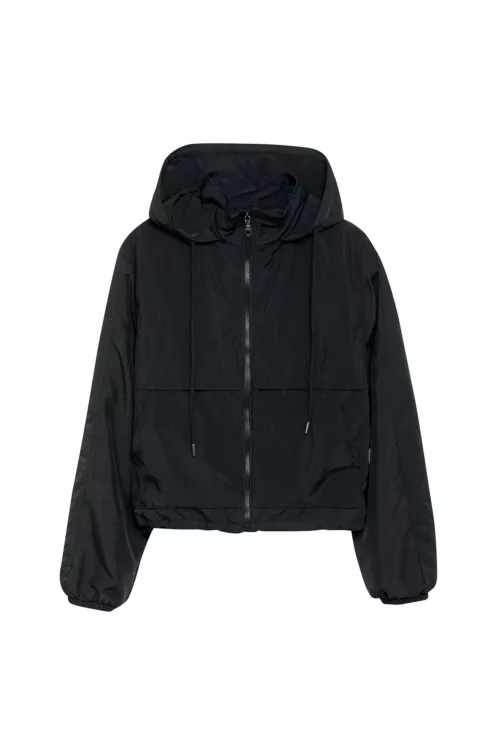 CAMPERA CON CAPUCHA Y TANCAS DE AJUSTE, TELA SIRE